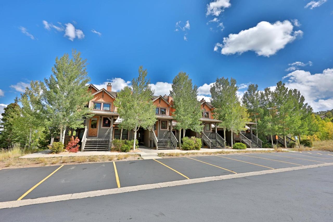 Kicking Horse Lodges 3-202 กรานบี ภายนอก รูปภาพ