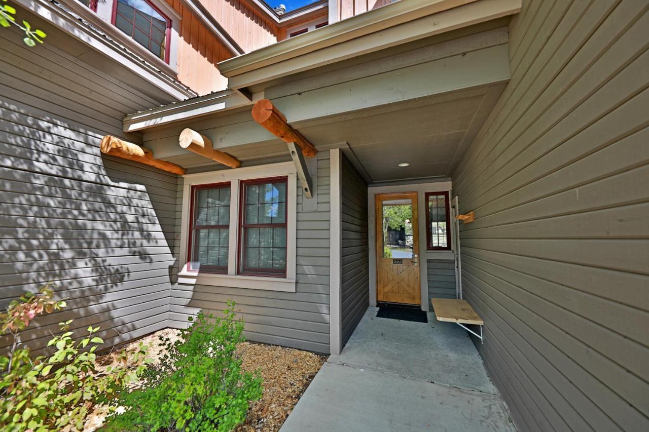 Kicking Horse Lodges 3-202 กรานบี ภายนอก รูปภาพ