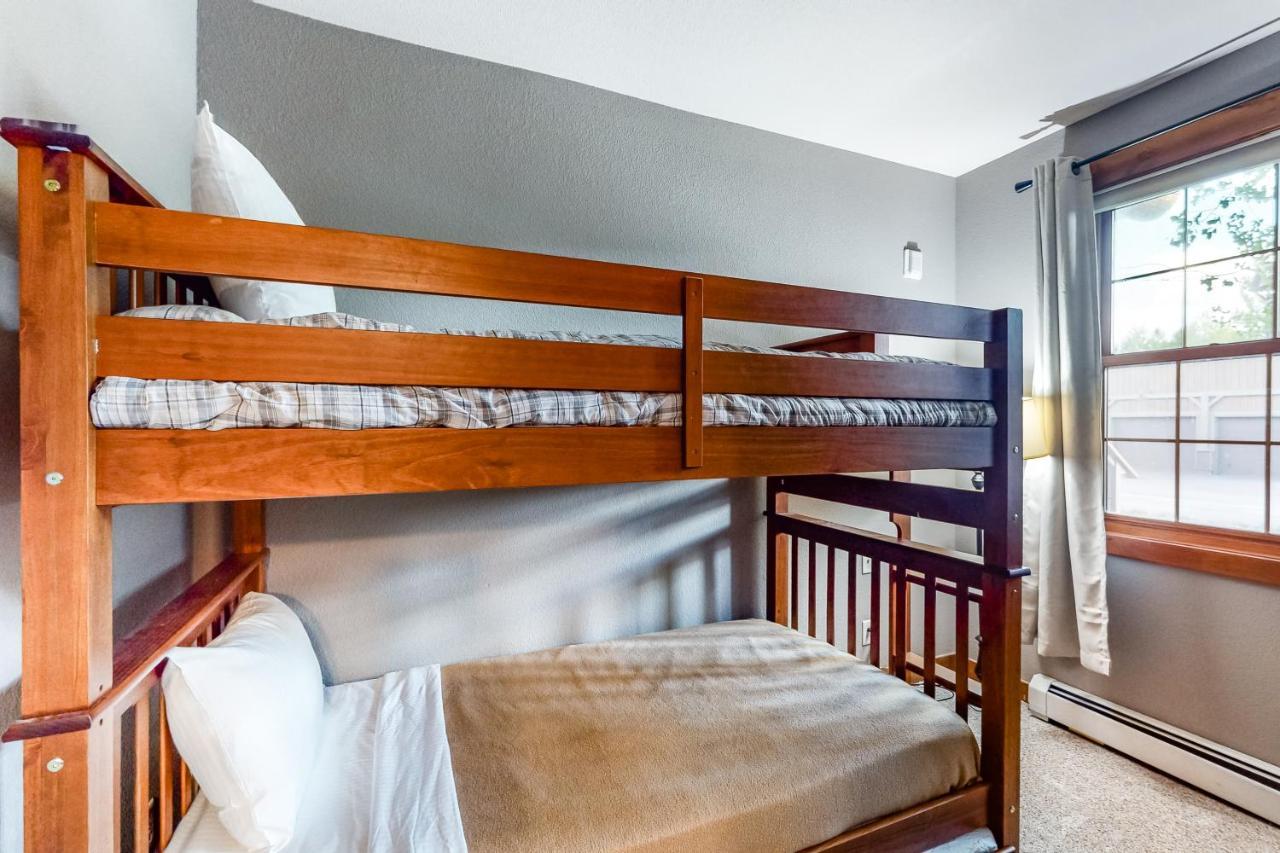 Kicking Horse Lodges 3-202 กรานบี ภายนอก รูปภาพ