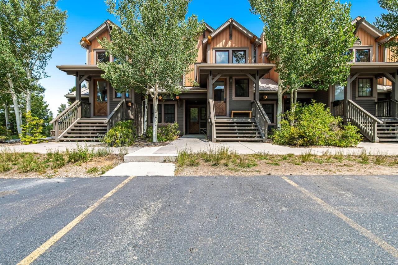 Kicking Horse Lodges 3-202 กรานบี ภายนอก รูปภาพ